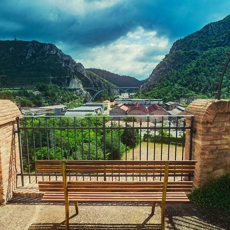 La Residenza Dei Papi Papigno Exterior foto
